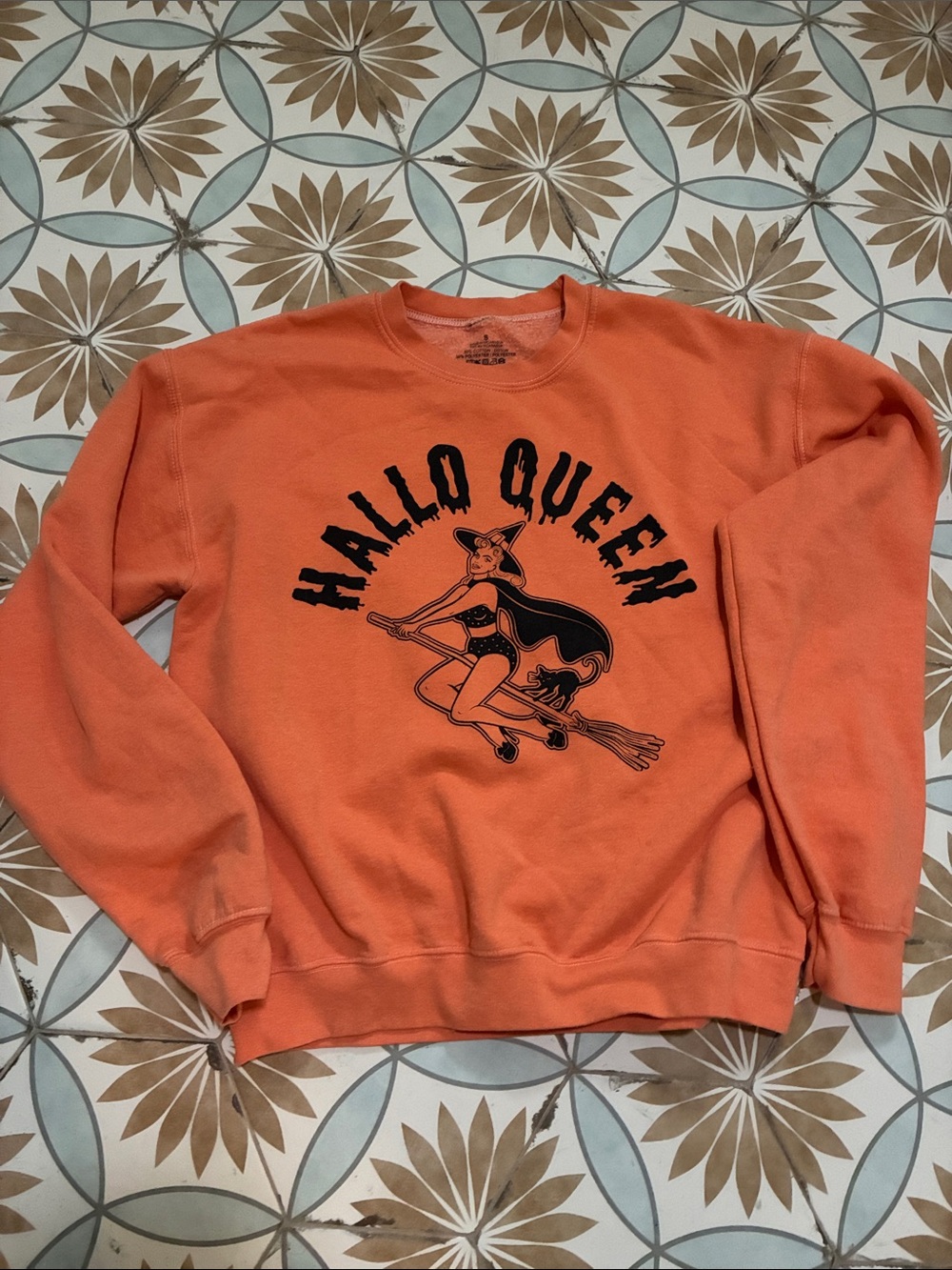 Halloween Hallo Queen Sweatshirt M